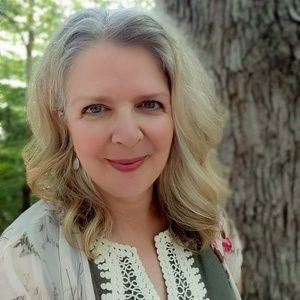 Meet your Posher, Sandy